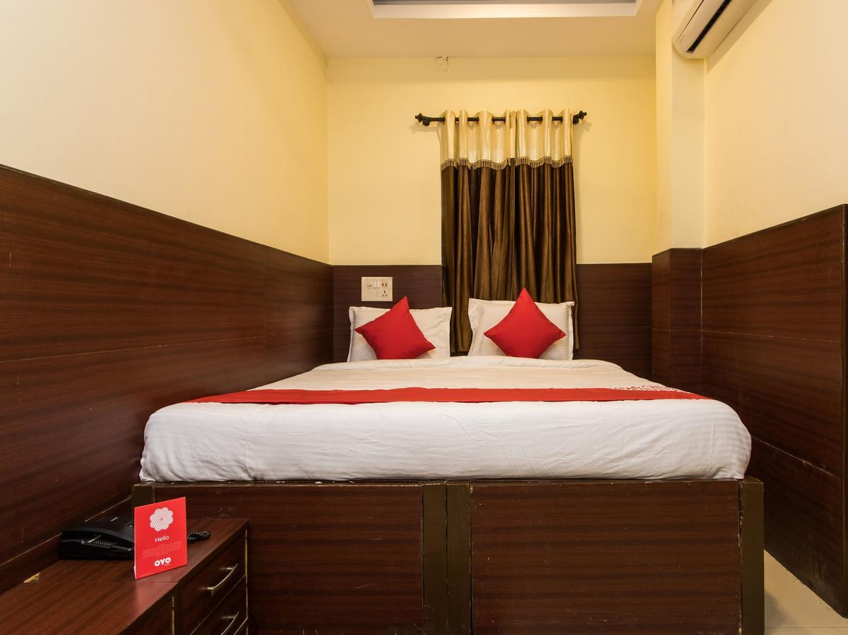 Oyo 11945 Hotel Glory Palace Indore Bagian luar foto